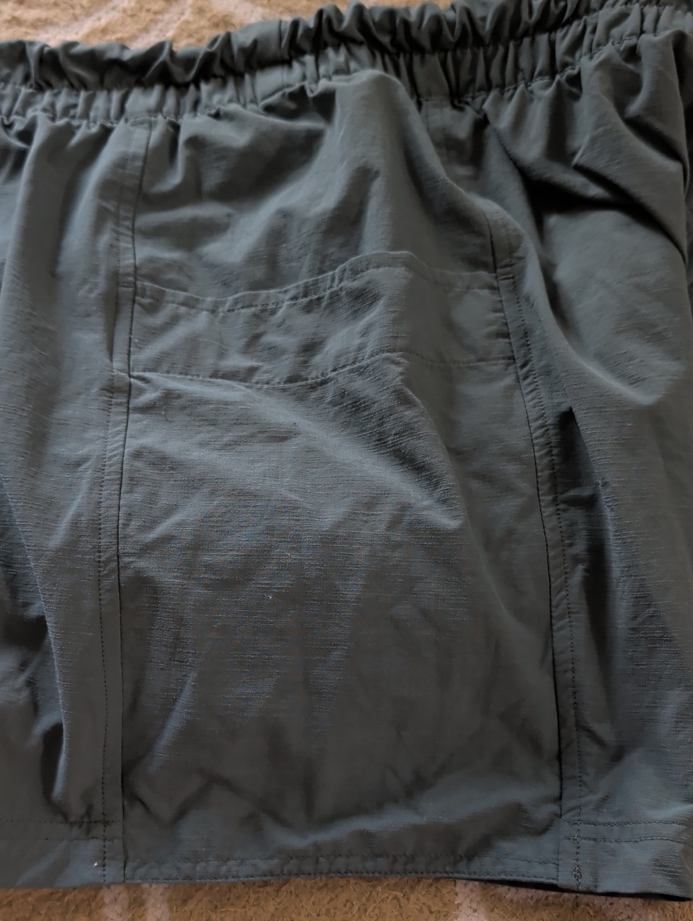 Vuori Isla Baggy Short Green EUC - Picture 5 of 7